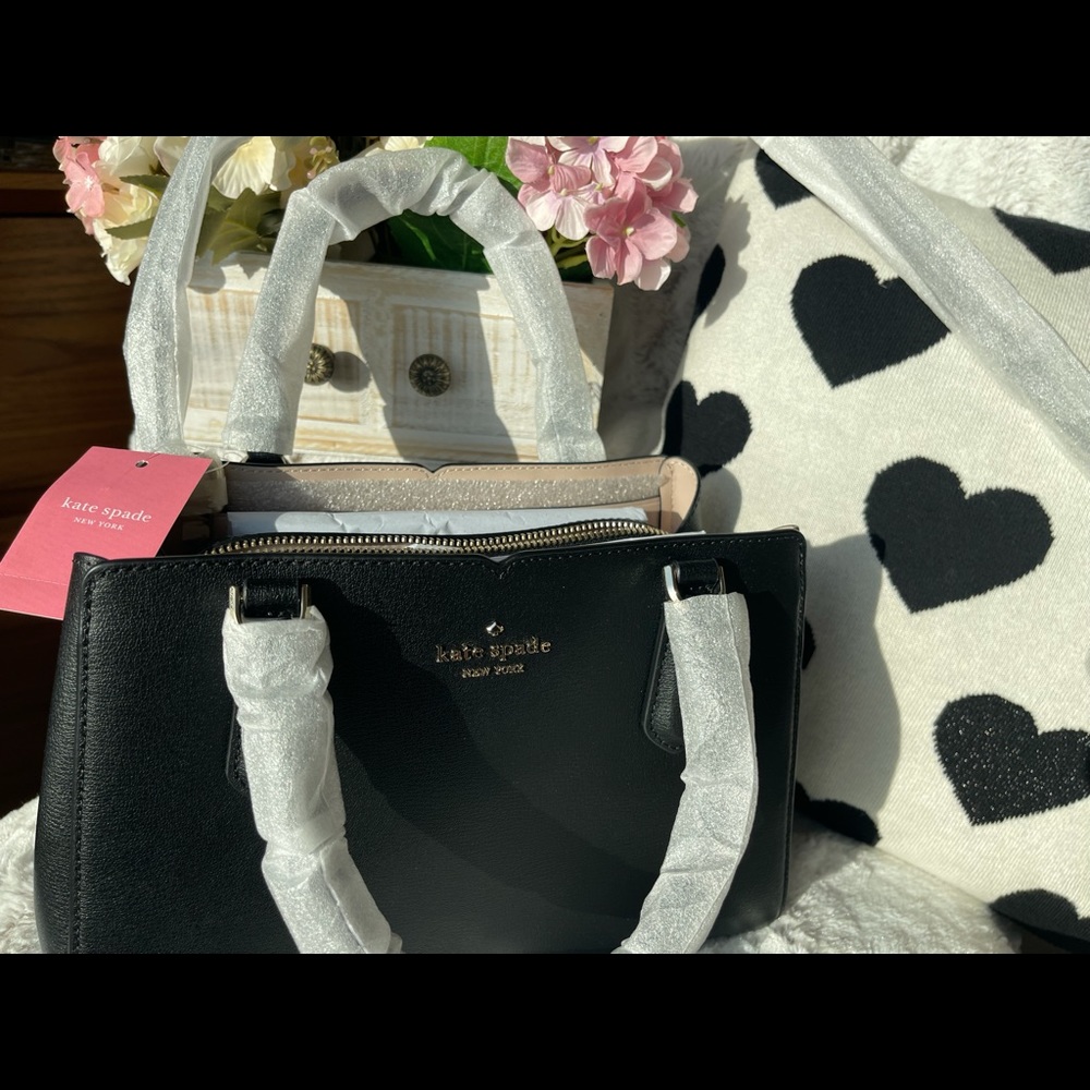 S O L D Brand new Kate Spade two way, SM size